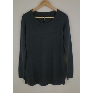 Kuhl m merino wool sweater